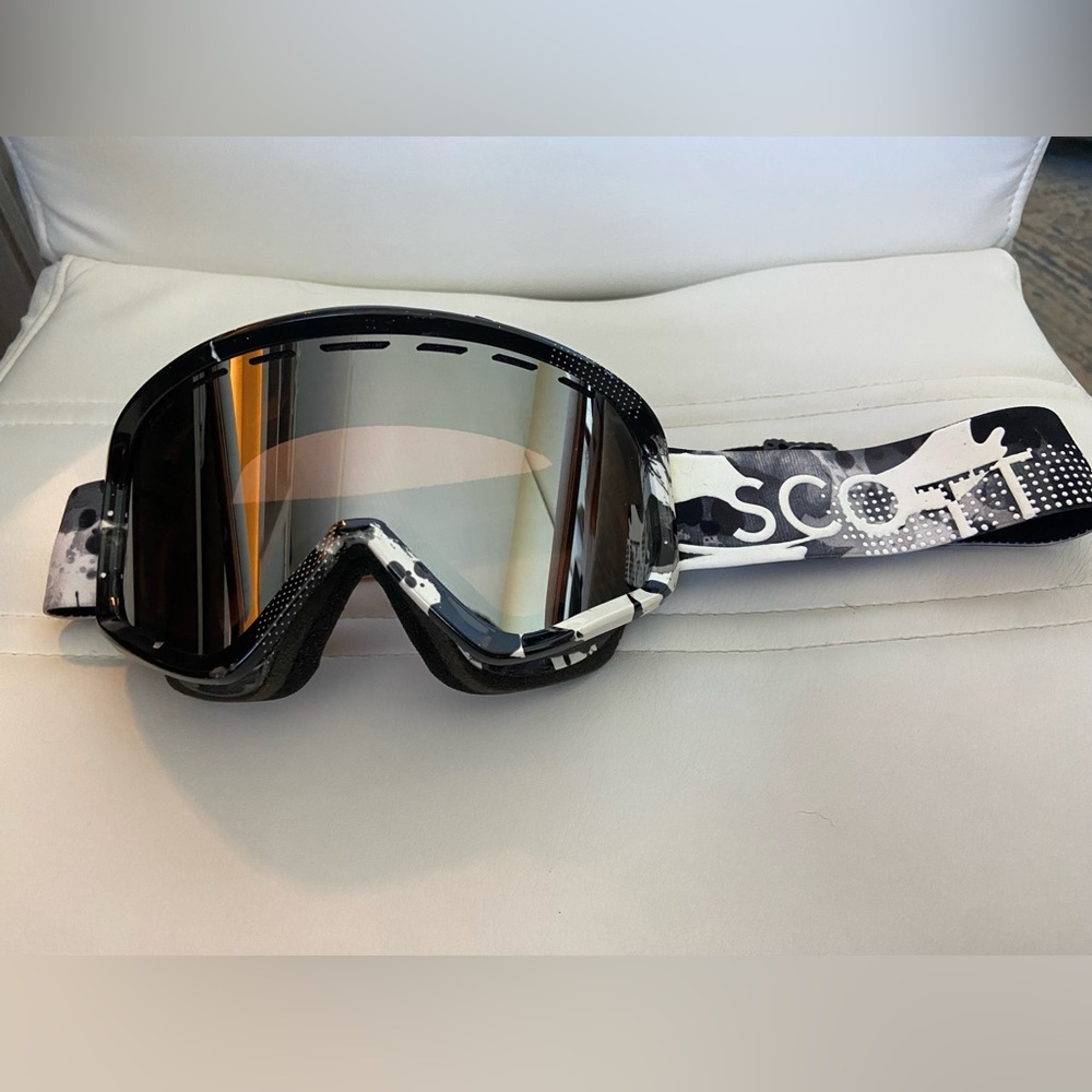 Scott Snow Goggles - Picture 2 of 2